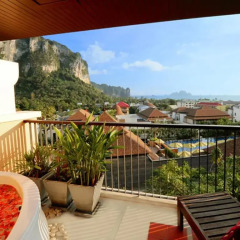Отель Aonang Cliff Beach Resort 4* Улучшенный номер с различными типами кроватей фото 2