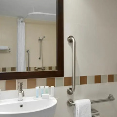 Отель Hilton Dublin Kilmainham 4* Стандартный номер с различными типами кроватей фото 4
