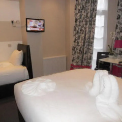 Russell Court Hotel 4* Стандартный номер с различными типами кроватей фото 3