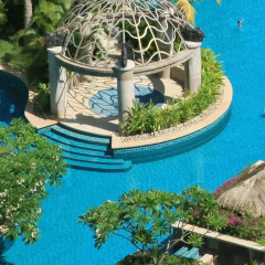 Отель Howard Johnson Resort Санья бассейн