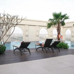 Апартаменты Lehome Serviced Apartment бассейн фото 2