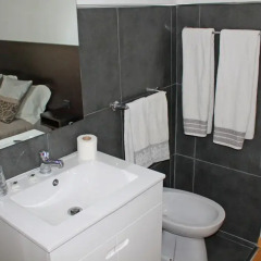 Отель Residencial Dom Duarte I 3* Стандартный номер двуспальная кровать (общая ванная комната) фото 4