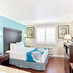 Отель Days Inn by Wyndham Long Beach City Center 2* Люкс с различными типами кроватей фото 6