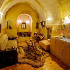Отель Adanos Konuk Evi 3* Номер Делюкс фото 7