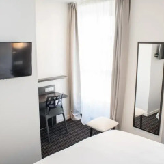 Hotel 64 Nice 3* Стандартный номер с двуспальной кроватью фото 3