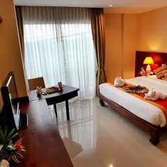 Malin Patong Hotel 3* Улучшенный номер двуспальная кровать фото 7