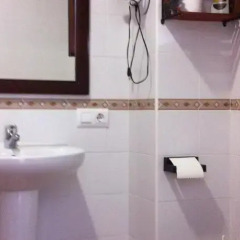 Отель Hostal Costa De La Luz ванная