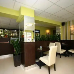 Отель Relax Apartmenthouse гостиничный бар