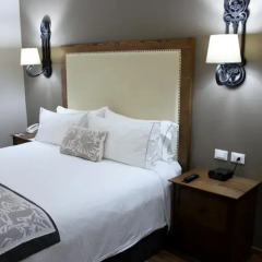 Отель Historico Central 4* Стандартный номер фото 16