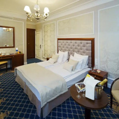 Rixwell Gertrude Hotel 4* Улучшенный номер с двуспальной кроватью