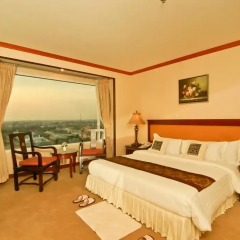 Champasak Grand Hotel 4* Улучшенный номер с различными типами кроватей фото 6