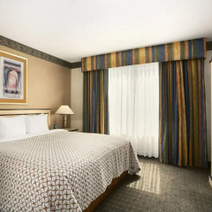 Отель Embassy Suites by Hilton Convention Center Las Vegas 3* Люкс с различными типами кроватей фото 2