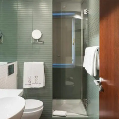Porto Trindade Hotel 4* Стандартный номер с различными типами кроватей фото 11