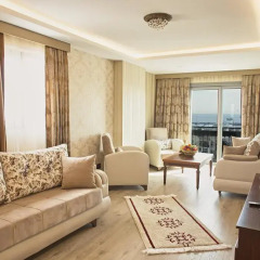 Ikbal Deluxe Hotel Istanbul 4* Люкс повышенной комфортности с различными типами кроватей