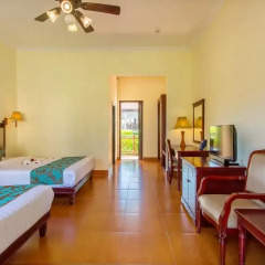 Отель Agribank Hoi An Beach Resort 3* Улучшенный номер с различными типами кроватей фото 3