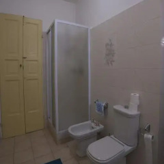 Отель GiÒ's House Стреза ванная фото 2