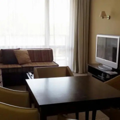 Отель Royal Beach Apartment Болгария, Солнечный берег - отзывы, цены и фото номеров - забронировать отель Royal Beach Apartment онлайн комната для гостей