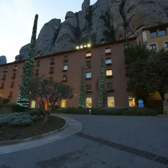 Hotel Abat Cisneros вид на фасад фото 2