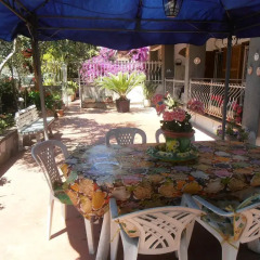 Отель Pinotta's House