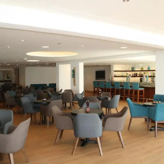 Queen's Bay Hotel гостиничный бар