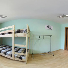 Stop-House Хостел Кровать в мужском общем номере с двухъярусными кроватями фото 4