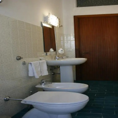 Отель Berny B&B Лечче ванная