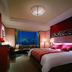 Отель Shangri-la Bangkok 5* Улучшенный номер с различными типами кроватей фото 18