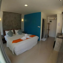 Отель TT Naiyang Beach Phuket 2* Улучшенный номер разные типы кроватей фото 11