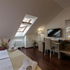 Отель Prague Old Town Residence Номер Делюкс фото 11