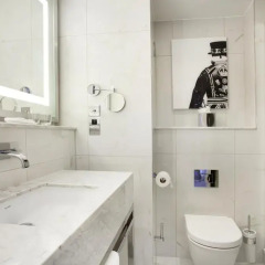 Отель Hilton London Angel Islington 4* Стандартный номер с различными типами кроватей фото 7
