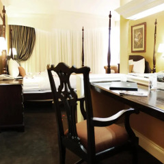 The Courtleigh Hotel and Suites