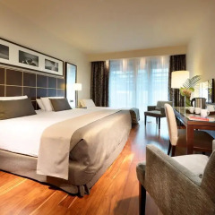 Отель Eurostars Berlin 5* Стандартный номер с двуспальной кроватью фото 2