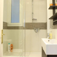 Отель Sweet BCN Traveller House ванная