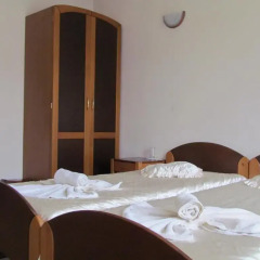 Отель Guest House Raffe Стандартный номер фото 6