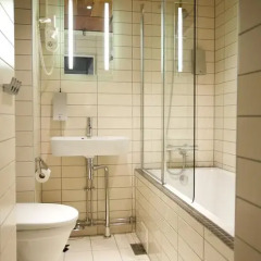 Moss Hotel 3* Стандартный семейный номер с двуспальной кроватью фото 6