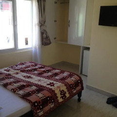 Отель Phuong Hong Guesthouse Стандартный номер