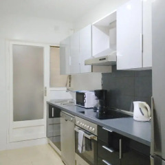 Отель Bizflats Garden House Барселона в номере фото 2