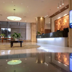 Ramada Hotel & Convention Center Израиль, Иерусалим - отзывы, цены и фото номеров - забронировать отель Ramada Hotel & Convention Center онлайн интерьер отеля