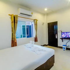 Отель Baan Yuyen Karon Guesthouse удобства в номере фото 2