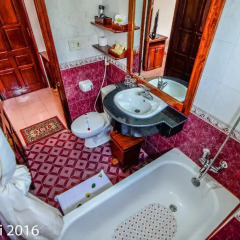 Отель Nhi Nhi 3* Номер Делюкс фото 12