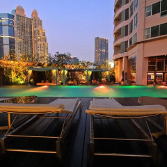 Oaks Bangkok Sathorn Hotel бассейн фото 4