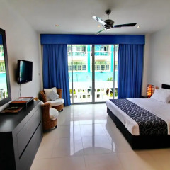 Отель East Suites Улучшенный номер с разными типами кроватей фото 9