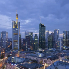 Отель Jumeirah Frankfurt 5* Номер Делюкс с различными типами кроватей фото 10