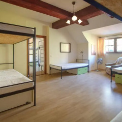 Little Quarter Hostel Кровать в общем номере с двухъярусной кроватью фото 10