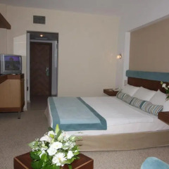 Babaylon Hotel Чешме комната для гостей фото 5