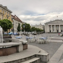 Отель Town Hall Square Apartments Литва, Вильнюс - отзывы, цены и фото номеров - забронировать отель Town Hall Square Apartments онлайн бассейн