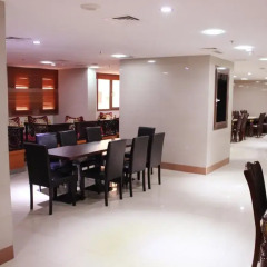 Отель Montreal Naif Hotel ОАЭ, Дубай - отзывы, цены и фото номеров - забронировать отель Montreal Naif Hotel онлайн помещение для мероприятий