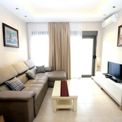 Отель Butua Residence 4* Улучшенные апартаменты с различными типами кроватей фото 8
