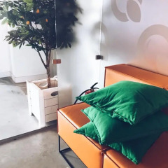 Orange Hotel комната для гостей