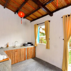 Отель Local Beach Homestay в номере фото 2